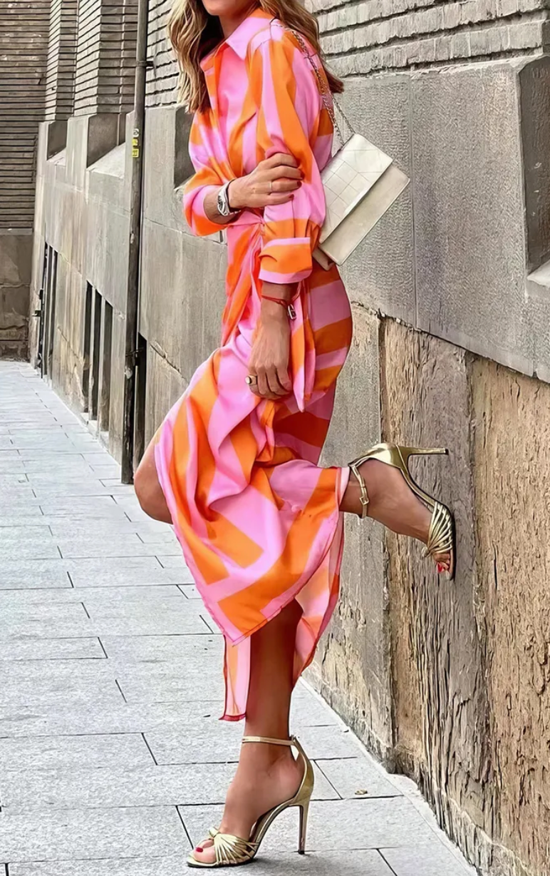 Amira - Bata con diseño envolvente