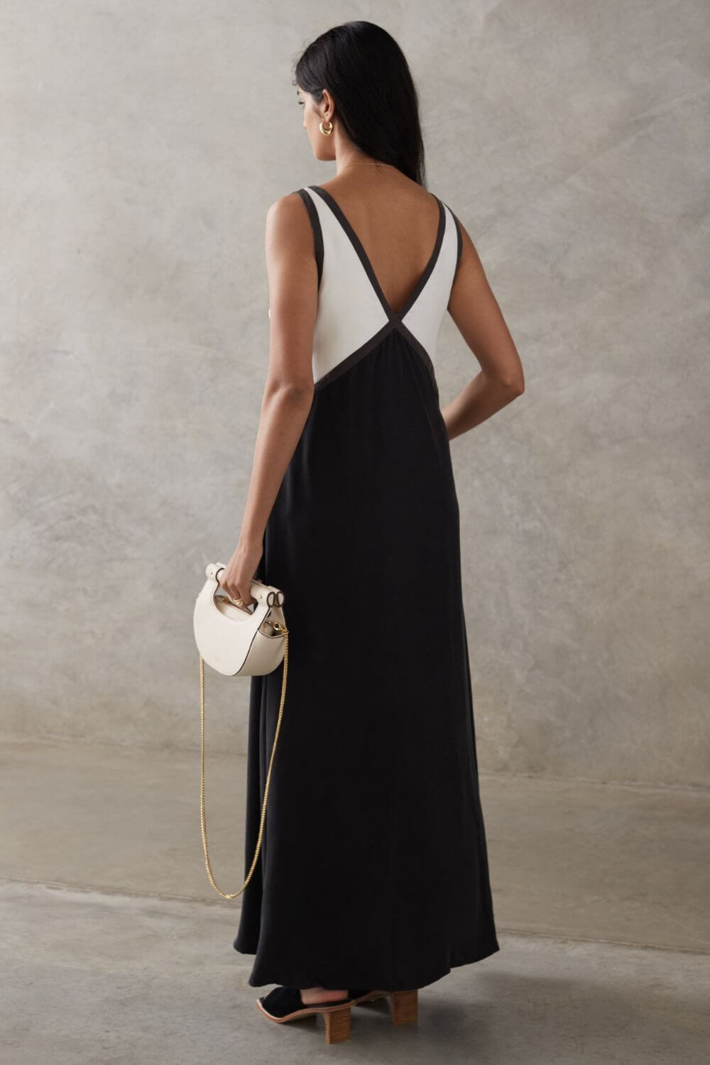 Ágata | Bata midi con escote en V efecto imitación ante en
